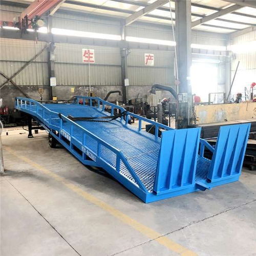 云南省移動(dòng)式登車(chē)橋集裝箱裝卸貨平臺(tái)定制公司按需定制